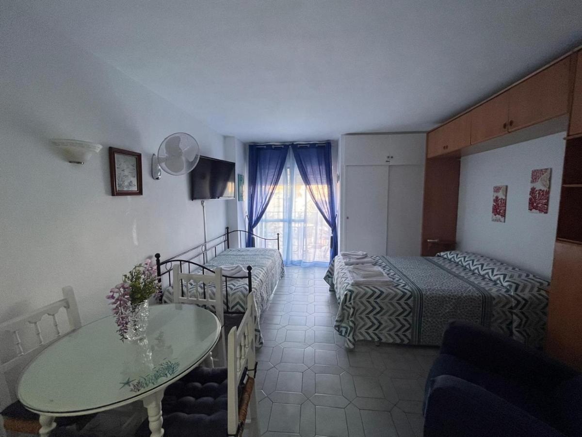 Apartamento minerva Holidays estudio en Benalmádena Exterior foto